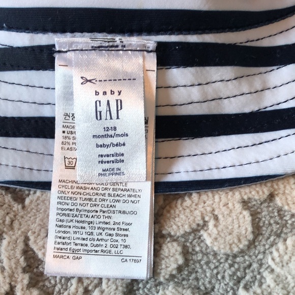 BNWOT baby water hat - Picture 3 of 4